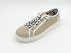 HD+ Hey Dude Karina Joy Sand